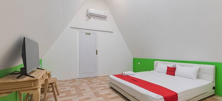 RedDoorz Syariah Plus Near Sukabumi Station图片