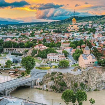 格鲁吉亚+亚美尼亚+阿塞拜疆13日10晚私家团