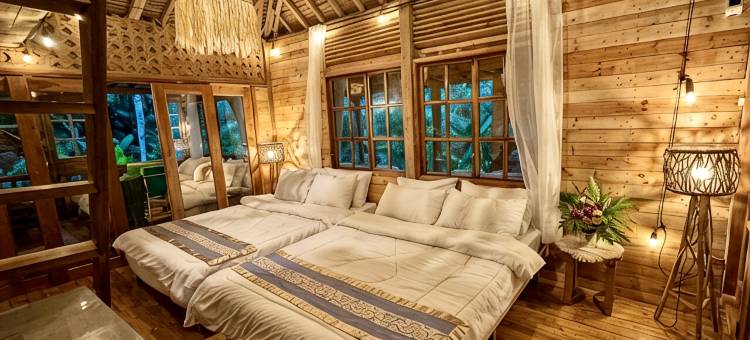 Sundown Farm Stay | Pinewood Villa with Pool图片