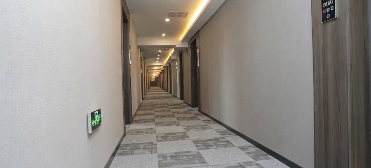 轻住酒店(山东工业职业学院店)图片