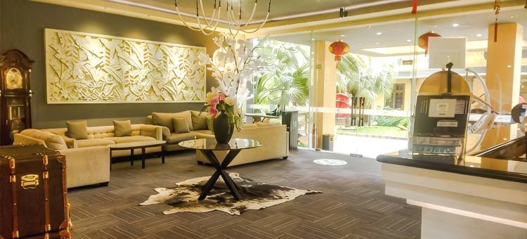 唐格朗纳里塔酒店(Narita Hotel Tangerang)图片