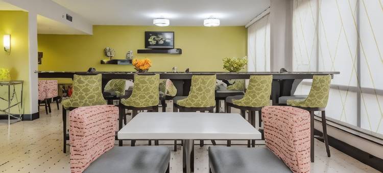 坦帕国际机场/西岸欢朋酒店(Hampton Inn Tampa-Airport/Westshore)图片