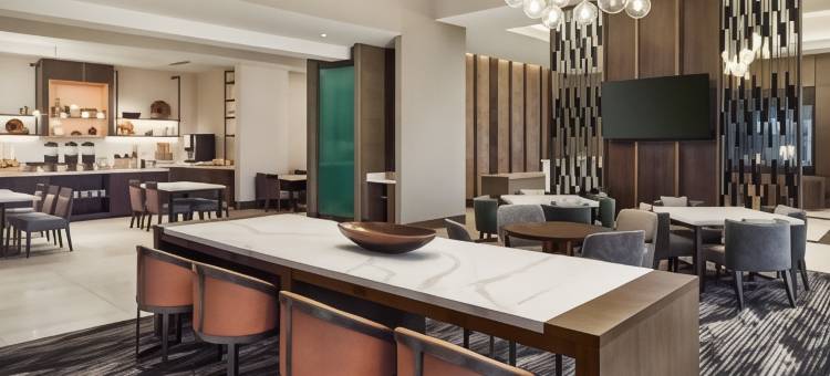 丹佛居家酒店贝尔维尤站/艾派瑞酒店(Residence Inn by Marriott Denver Belleview Station Denver/Apiary Hotel)图片