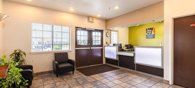 德克萨斯阿瑟港 - SE 6 号开放式客房酒店(Studio 6 Port Arthur, TX - SE)图片