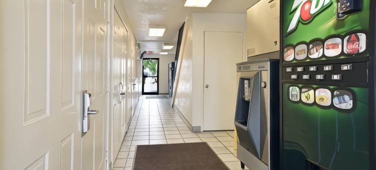 圣约瑟夫6号汽车旅馆(Motel 6 Saint Joseph, MO)图片