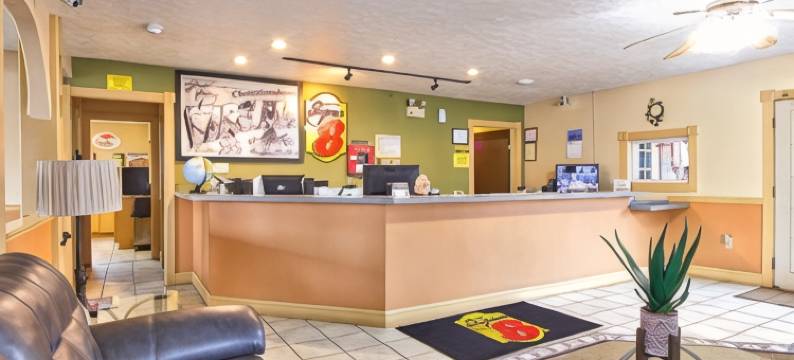 克里斯琴斯堡速8酒店(Super 8 by Wyndham Christiansburg)图片