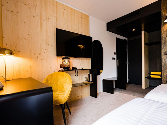 维克托庭院酒店