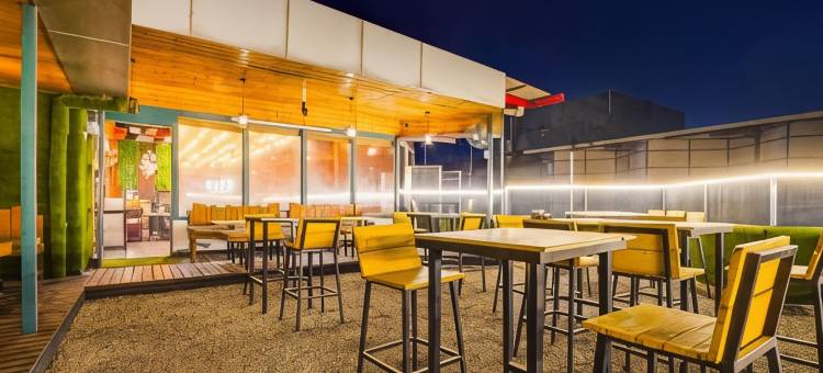 Townhouse Oak Silver City Chowk Formerly HW Residency图片