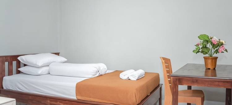 Amor Homestay Near Eltari International Airport Mitra RedDoorz图片