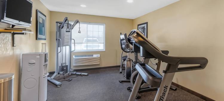 切斯特敦凯艺酒店 - 近印第安纳沙丘国家公园 I-94(Quality Inn Chesterton Near Indiana Dunes National Park I-94)图片