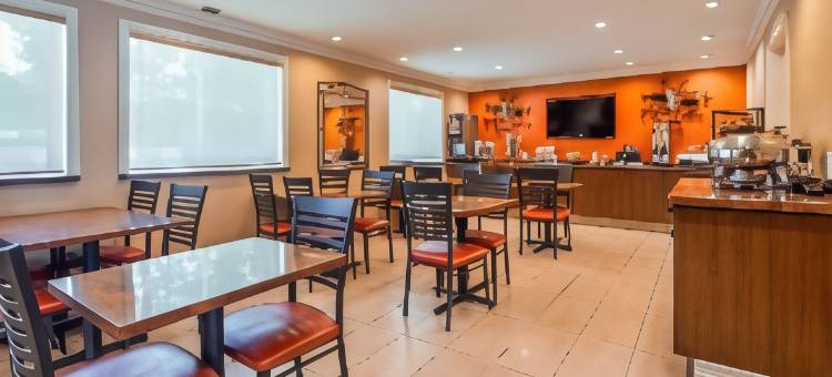 机场广场贝斯特韦斯特优质酒店(Best Western Plus Airport Plaza)图片