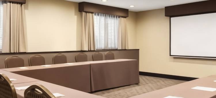 希尔顿欢朋酒店-波特兰克拉卡玛斯(Hampton Inn Portland/Clackamas)图片