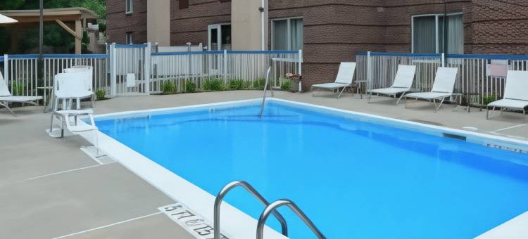 格林斯伯勒机场万枫酒店(Fairfield Inn Greensboro Airport)图片