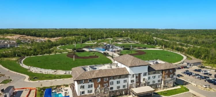 北堪萨斯城假日酒店 - 帕克维尔(Holiday Inn Express Kansas City North – Parkville)图片