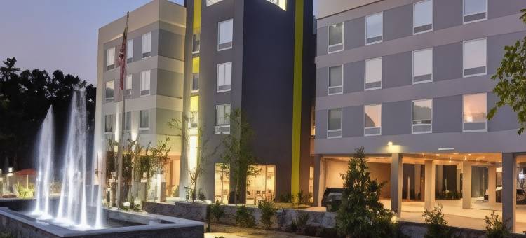 夏洛特派珀格伦希尔顿惠庭套房酒店(Home2 Suites by Hilton Charlotte Piper Glen)图片