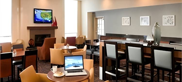 贝克斯菲尔德居家酒店(Residence Inn Bakersfield)图片