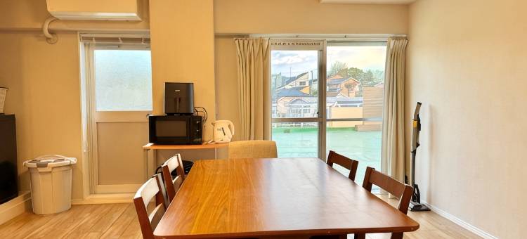东京都心下北泽地铁6分钟五房独立公寓，100平大露台(Luxurious stay with a rooftop balcony of over 100 square meters!)图片