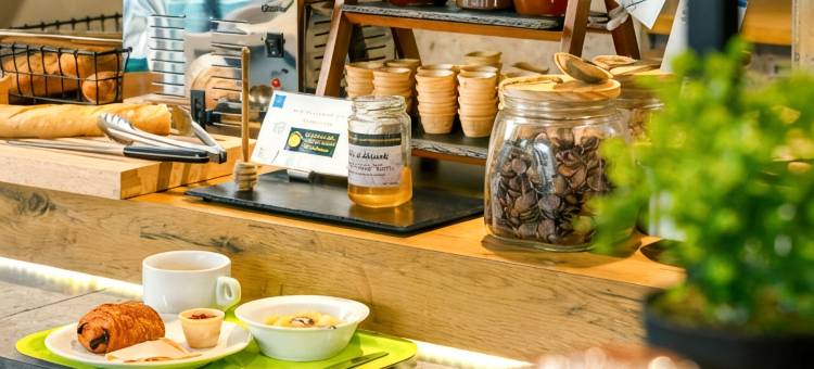 马诺斯克卡达拉切宜必思快捷酒店(Ibis Budget Manosque Cadarache)图片