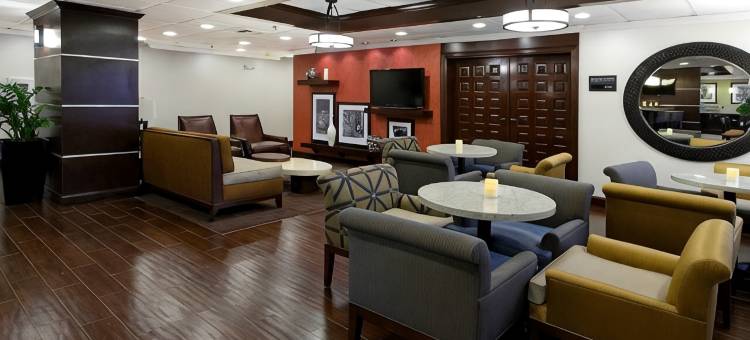 苏富尔/查尔斯湖区希尔顿欢朋酒店(Hampton Inn Sulphur/Lake Charles Area)图片