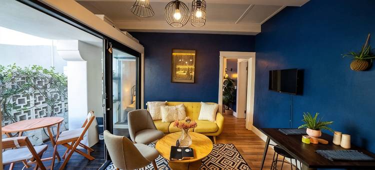 Indulge in an Urban Oasis at Green Point's Haven图片