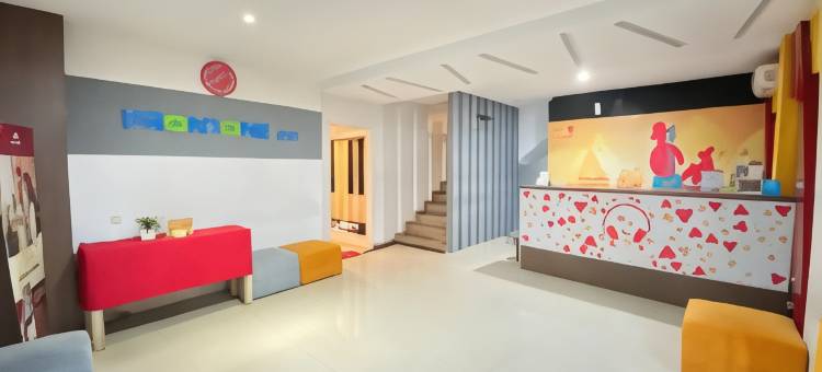 诗都阿佐前一旅馆(Front One Inn Sidoarjo)图片