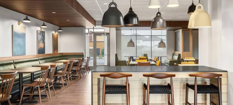 巴拉布费尔德套房酒店(Fairfield Inn & Suites Baraboo)图片