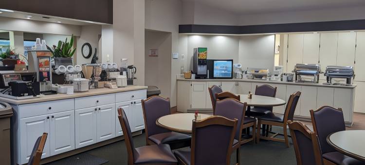 格林贝浩枫温德姆公寓(Hawthorn Extended Stay by Wyndham Green Bay)图片