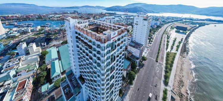 归仁香越酒店 - 海滨(Huong Viet Hotel Quy Nhon - Beachfront)图片