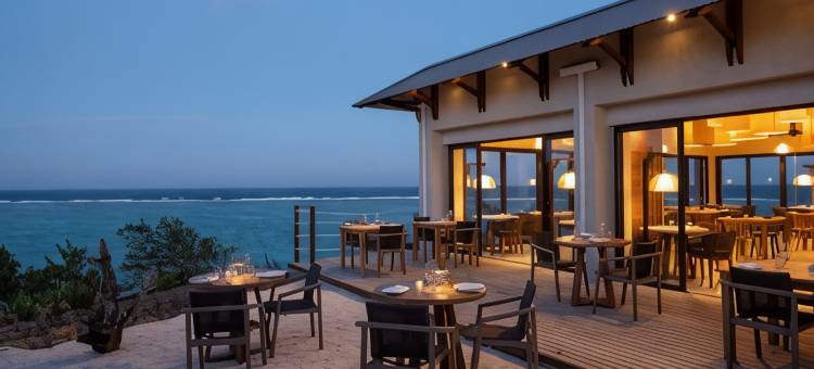 康斯坦斯-Tekoma(Constance Tekoma)图片