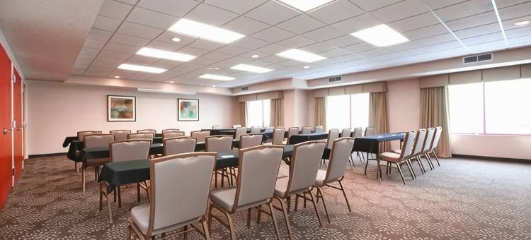 北奥拉西智选假日酒店及套房(Holiday Inn Express & Suites Olathe North)图片