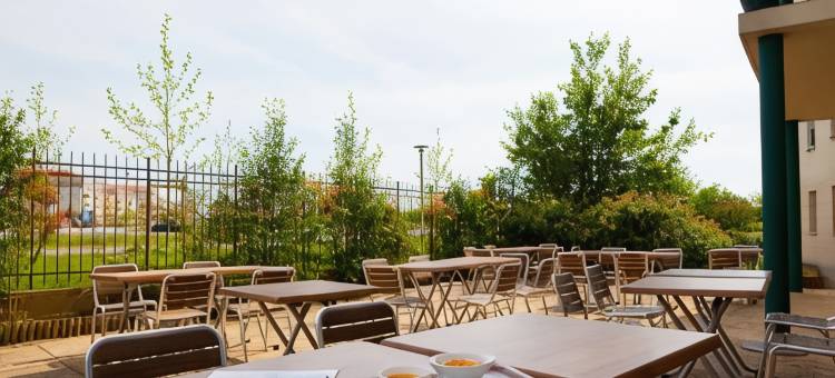 比西圣乔治马恩拉瓦莱普瑞米尔经典酒店(Premiere Classe Marne la Vallee - Bussy Saint Georges)图片