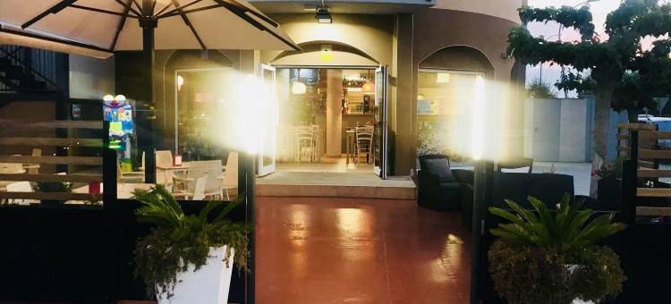 朱利亚诺公寓酒店(Apartamentos Giuliano)图片