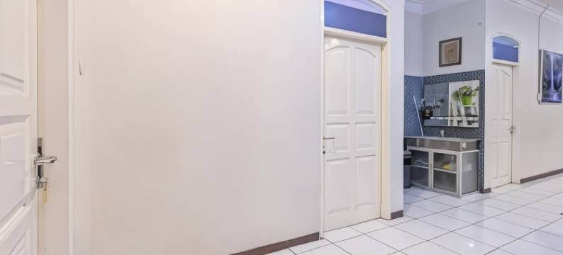 Urbanview Alza by RedDoorz图片