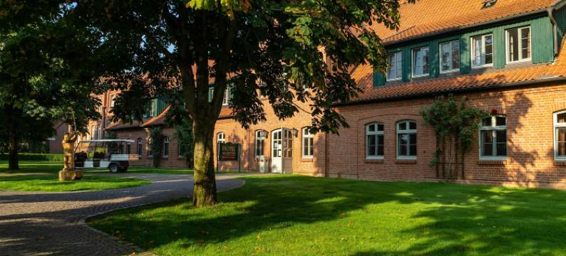 路德斯堡高尔夫和温泉城堡(Schloss Lüdersburg Golf & Spa)图片