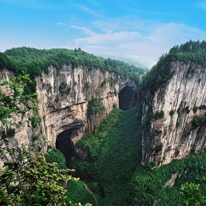 重庆梦幻奥陶纪景区+重庆武隆天生三桥+重庆5日4晚跟团游