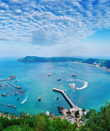 7天6晚 • 廣西南寧＋德天跨國瀑布景區＋通靈大峽谷＋潿洲島＋北海