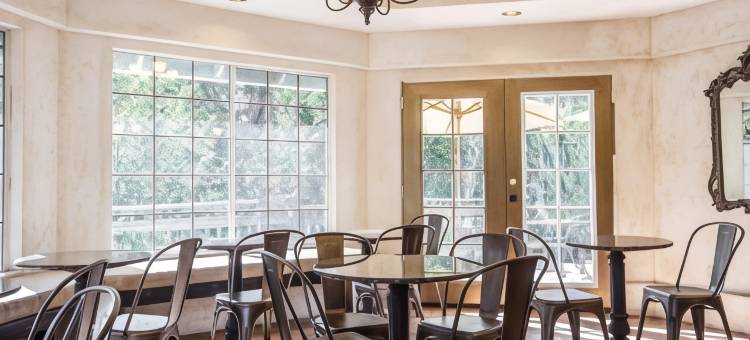 巴奇特尔溪旅馆-阿桑德连锁酒店成员(Baechtel Creek Inn)图片