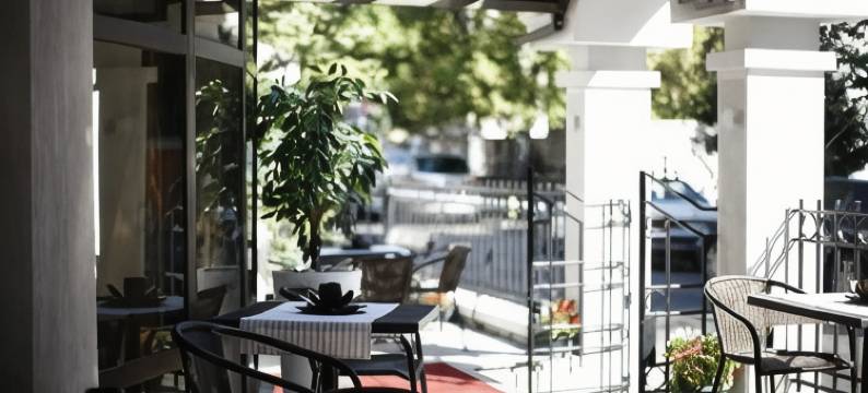 佳妮沃思福酒店(Garni Hotel Vozarev)图片