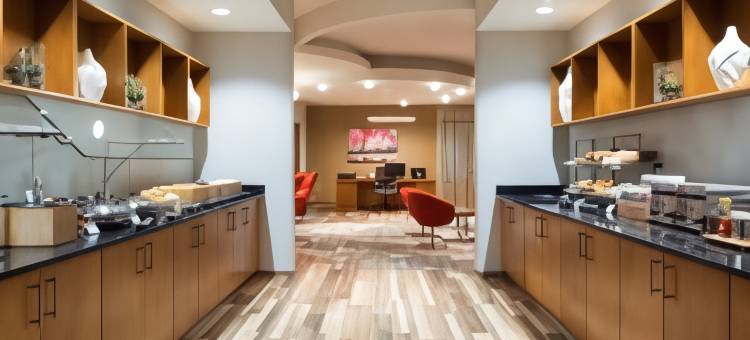 路易斯威尔市中心万豪SpringHill酒店(SpringHill Suites Louisville Downtown)图片