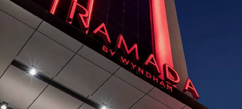 温德姆华美达利雅得国王法赫德国道(Ramada by Wyndham Riyadh King Fahd Road)图片