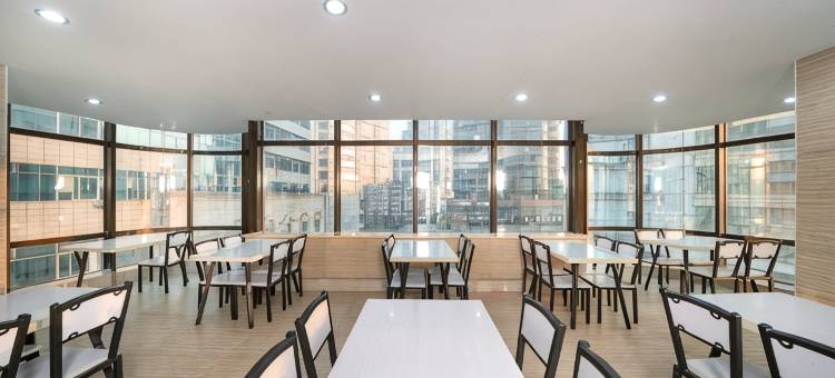 精通酒店(柳州五星步行街青云民生市场店)图片