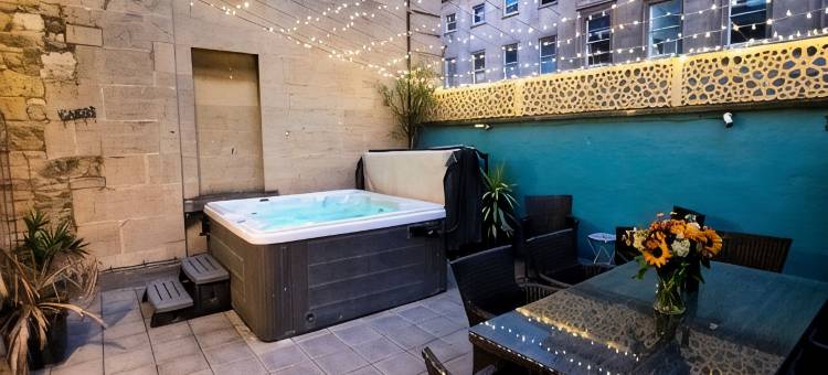 梦想住宿巴斯 - 特里姆街联排别墅带热水浴缸(Dream Stays Bath - Trim Street Townhouse with Hot Tub)图片