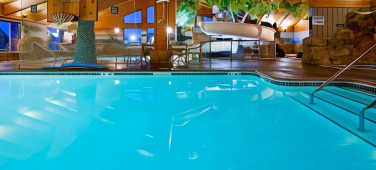 奇珀瓦福尔斯美吟温德姆酒店(AmericInn by Wyndham Chippewa Falls)图片