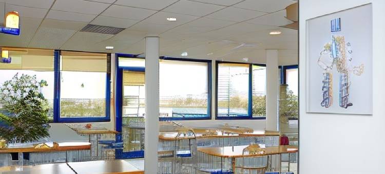 耐沃瓦雷讷沃泽勒宜必思快捷酒店(Ibis Budget Nevers Varennes Vauzelles)图片