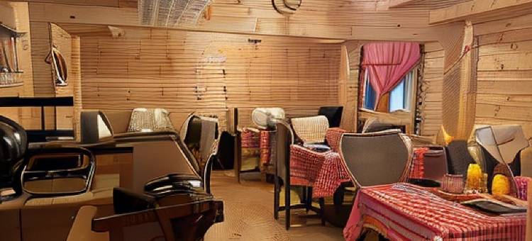 纳希实用酒店(Nash Pratik Hotel)图片