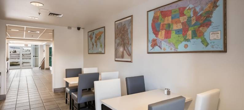 巴特红狮套房酒店(Red Lion Inn & Suites Butte)图片