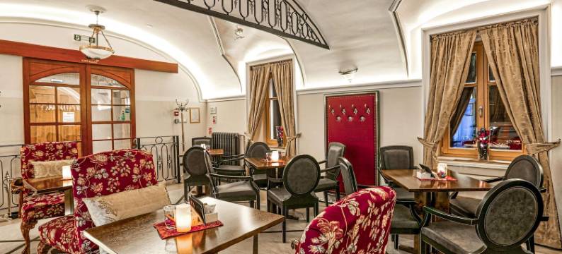 艾伯塔多尔卡亚古迹宫殿酒店(Arbia Dorka Heritage Palace)图片