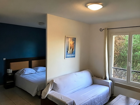 瓦尔朵昂斯公寓酒店