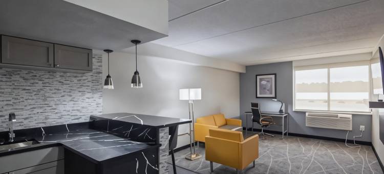 克拉利昂波因特杰克森维尔近营地勒瑞纳(Clarion Pointe Jacksonville Near Camp Lejeune)图片