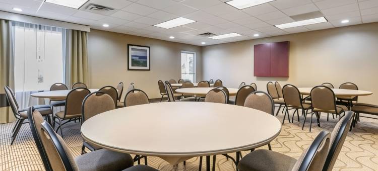 范布伦-福特史密斯舒适套房酒店(Comfort Inn and Suites Van Buren - Fort Smith)图片